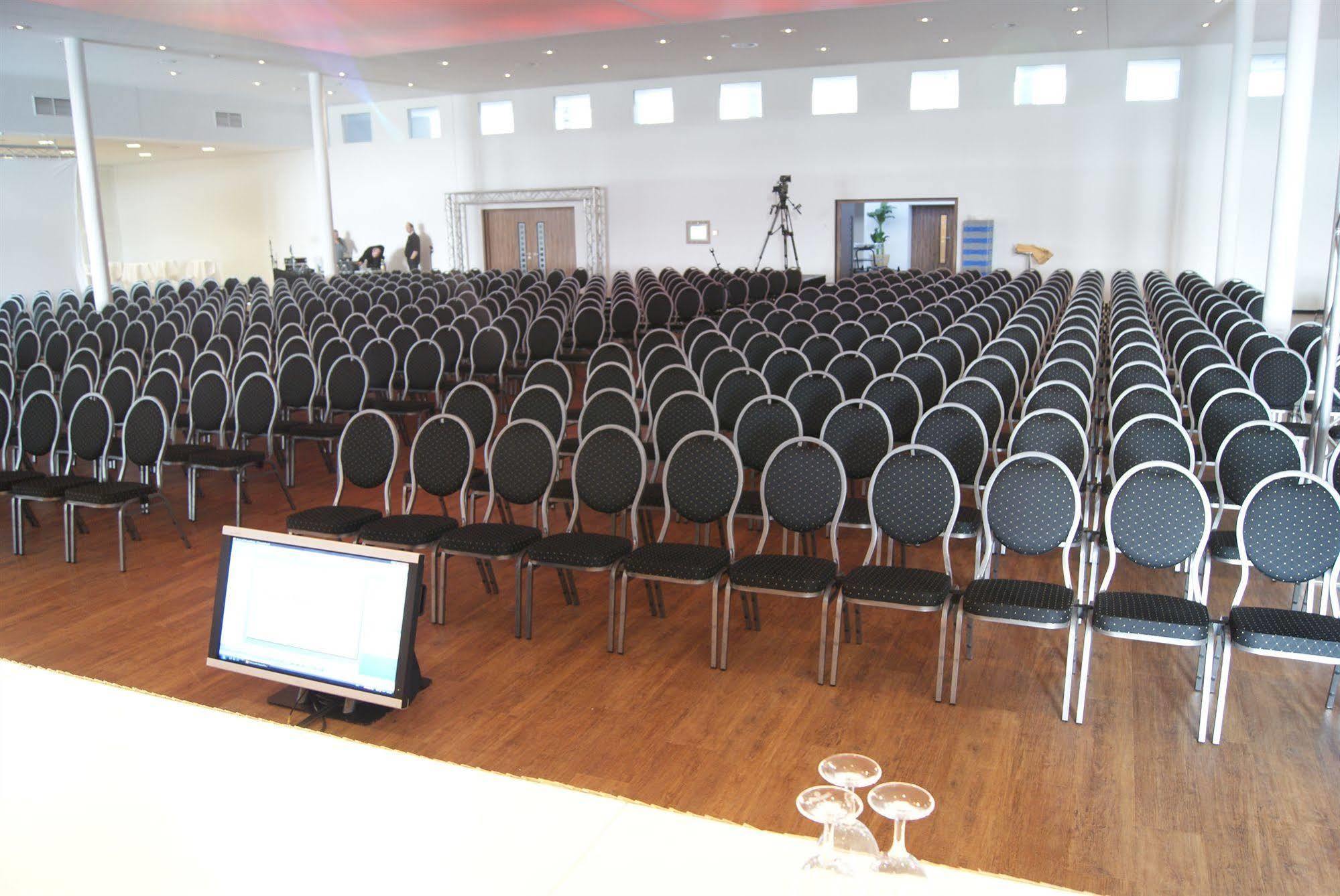Designhotel + Congresscentrum Wienecke Xi. Hannover Bagian luar foto