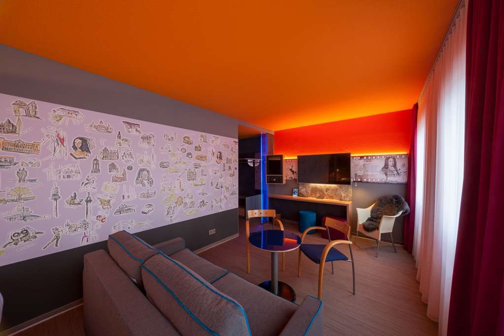 Designhotel + Congresscentrum Wienecke Xi. Hannover Ruang foto
